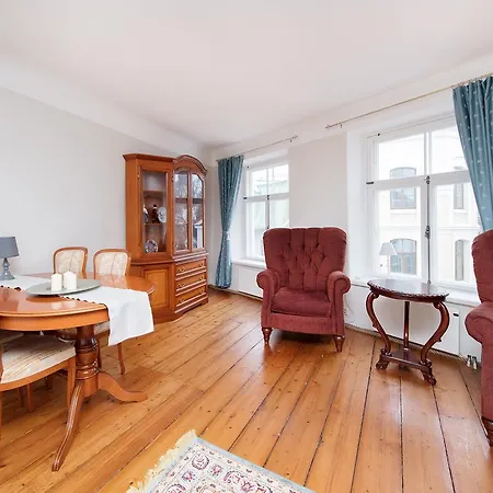 Calandra Apartman *